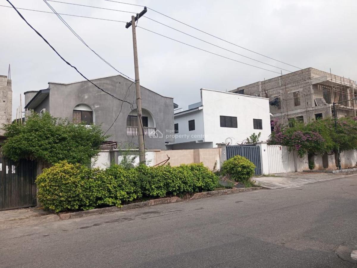Land Measuring 626sqm Housing a 4 Bedroom Duplex, Ilesanmi Street, Ramat, Gra, Ogudu, Lagos, Residential Land for Sale