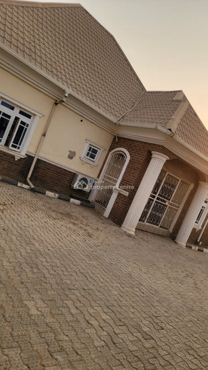 Standard Furnished Three Bedroom Bungalow, Bq, Ensuite, Hossana Glory Homes, Phase Ii By Living Faith Church, Fully Tared Rd, Lugbe District, Abuja, Detached Bungalow for Sale