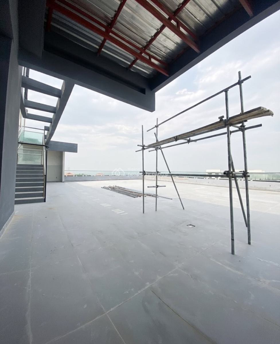 Lovely 3 Bedroom Apartment with Gym and Elevator, Lekki Phase 1, Lekki Phase 1, Lekki, Lagos, Block of Flats for Sale