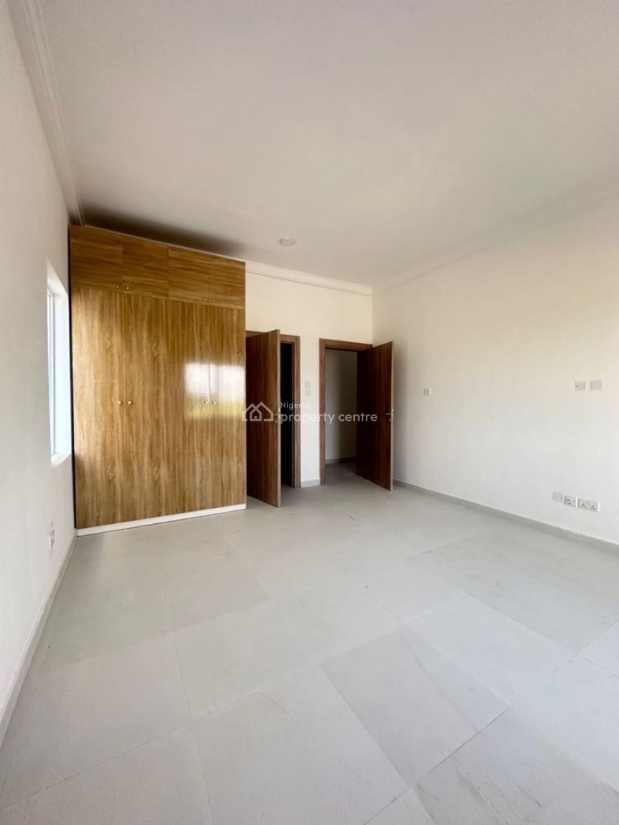 a Waterfront Luxury 2/3bedroom Apartment, Osapa, Lekki, Lagos, Flat / Apartment for Sale