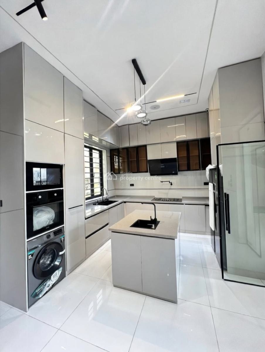 Lovely 5 Bedroom Detached Duplex with Swimming Pool and Bq, Chevron, Lekki, Lagos, Detached Duplex for Sale