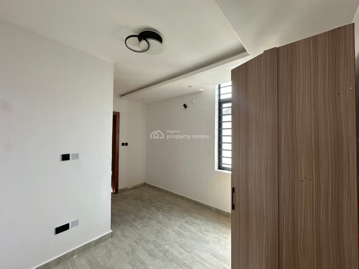 Luxury 5-bedroom Fully Detached House with Bq, Lekki Phase 1, Lekki, Lagos, Detached Duplex for Rent
