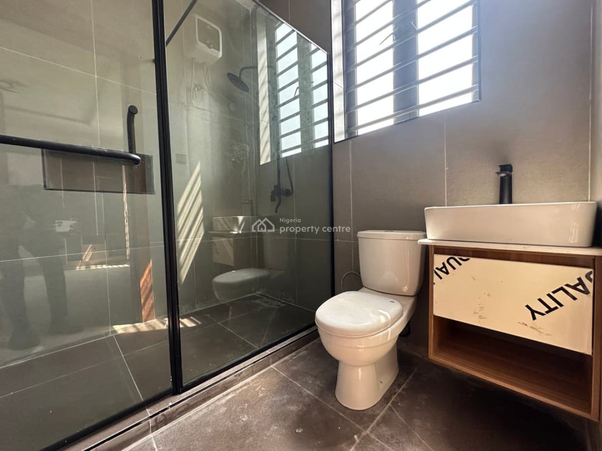 Luxury 5-bedroom Fully Detached House with Bq, Lekki Phase 1, Lekki, Lagos, Detached Duplex for Rent