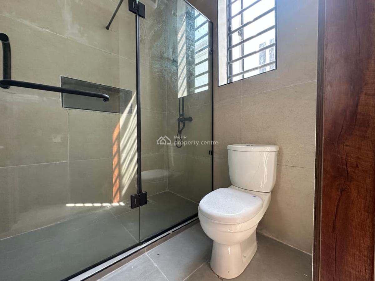Luxury 5-bedroom Fully Detached House with Bq, Lekki Phase 1, Lekki, Lagos, Detached Duplex for Rent