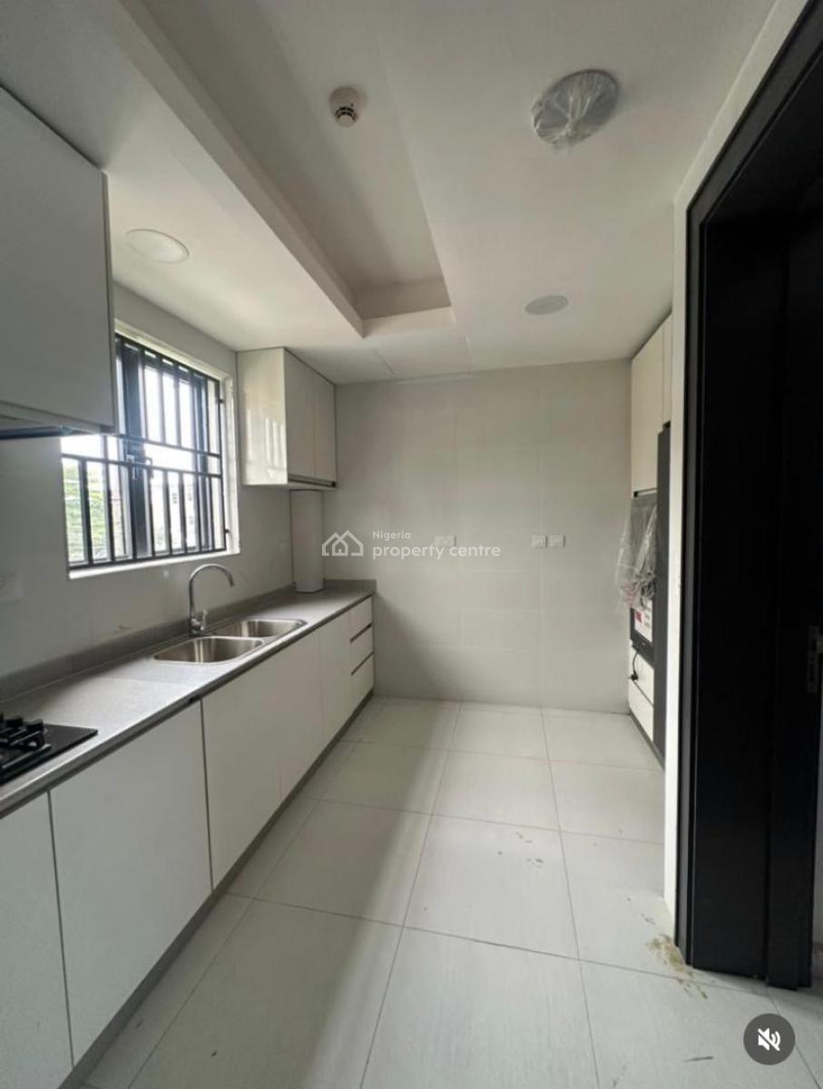 3 Bedrooms, Lekki Phase 1, Lekki, Lagos, Flat / Apartment for Rent