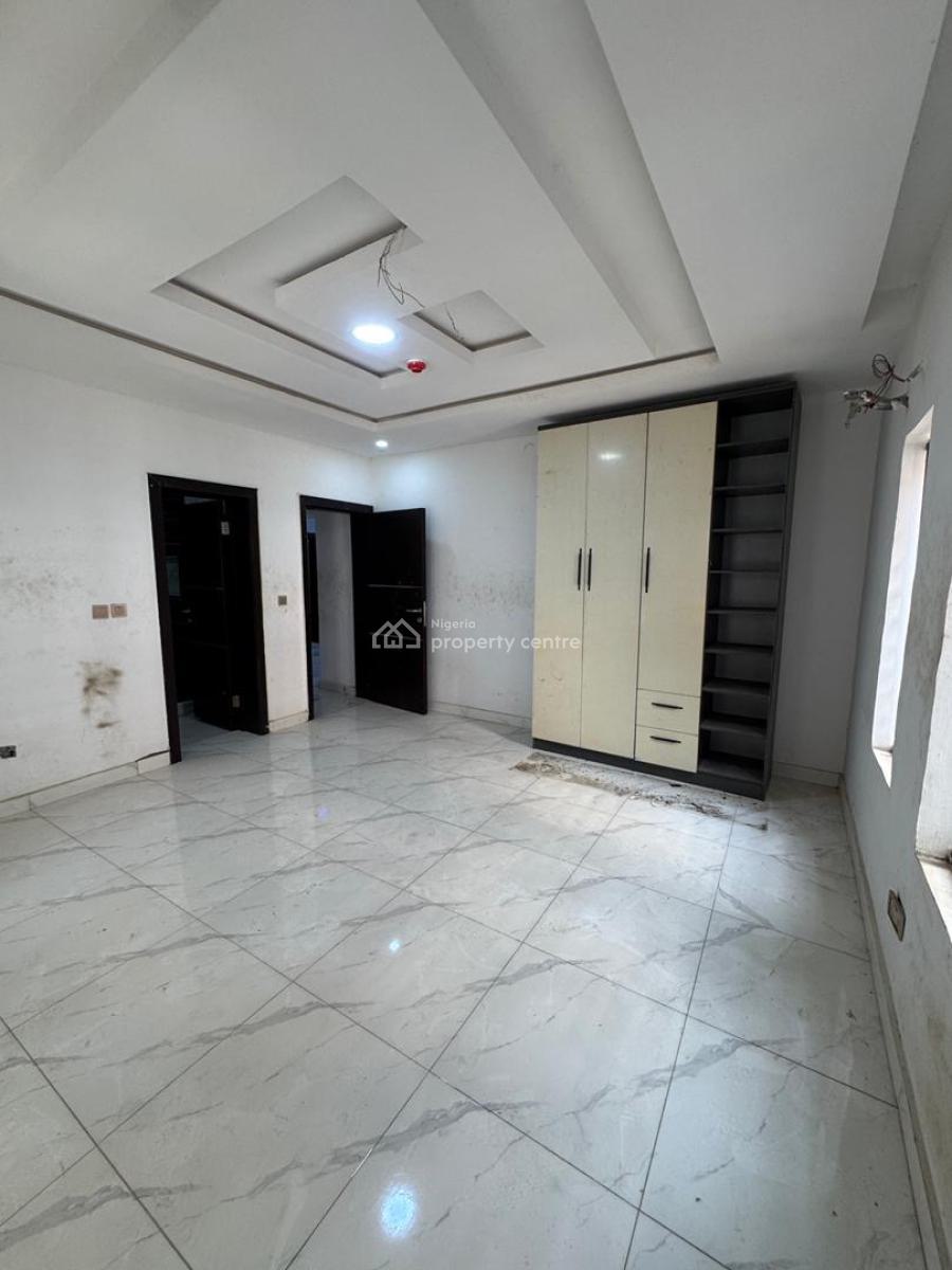 Very Spacious 2 Bedroom Apartment  with Bq, Perfect for Airbnb, Lekki Phase 1, Lekki, Lagos, Block of Flats for Sale