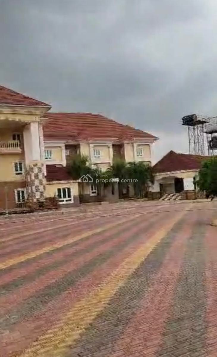 Luxury Hotel, Guzape District, Abuja, Hotel / Guest House for Sale
