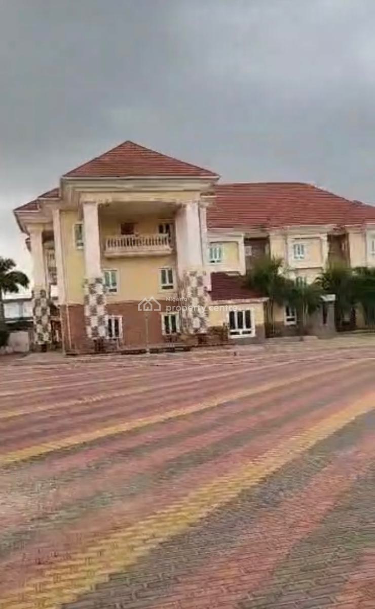 Luxury Hotel, Guzape District, Abuja, Hotel / Guest House for Sale