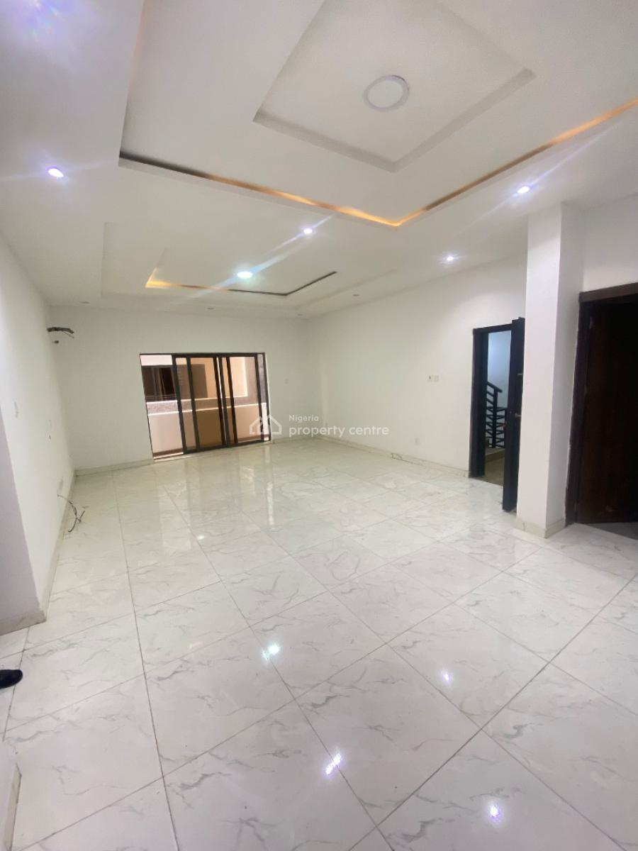 Spacious 2 Bedroom Serviced Apartment with Gym Available for at Ikate, Off Freedom Way, Ikate Elegushi, Lekki, Lagos, Flat / Apartment for Sale