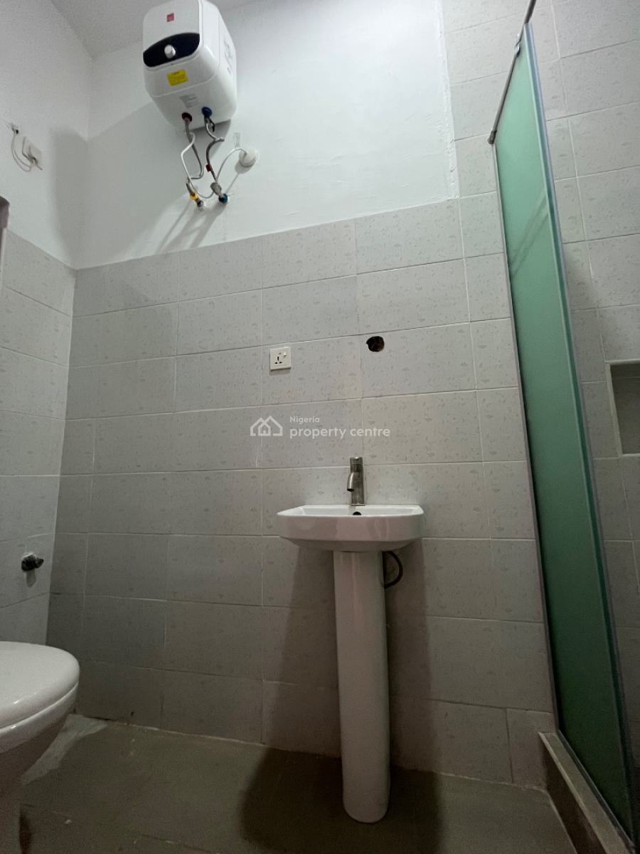 Spacious 2 Bedroom Serviced Apartment with Gym Available for at Ikate, Off Freedom Way, Ikate Elegushi, Lekki, Lagos, Flat / Apartment for Sale