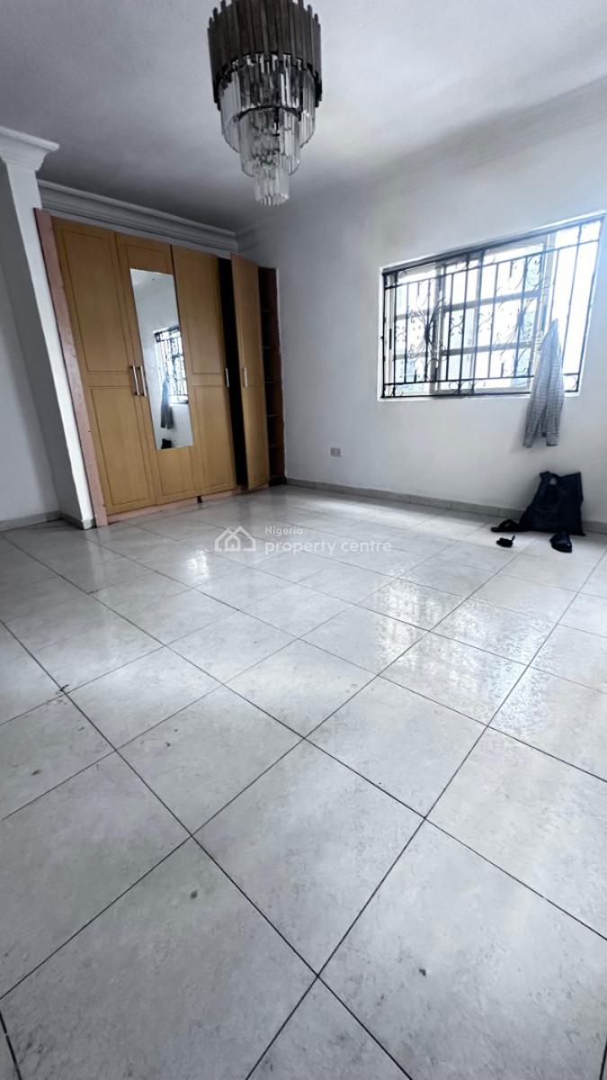 4bedroom Semi Detached  Newly Renovated with 2 Rooms Bq, Off Eko Street, Parkview, Ikoyi, Lagos, Semi-detached Duplex for Rent
