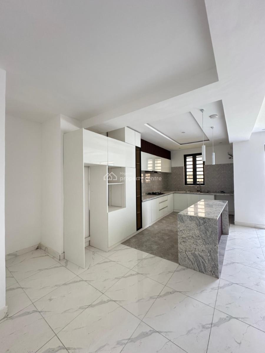 Exquisite Luxury 3 Bedroom Apartment with Bq & Gym in a Secured Estate, Ikate, Lekki, Lagos, Flat / Apartment for Sale