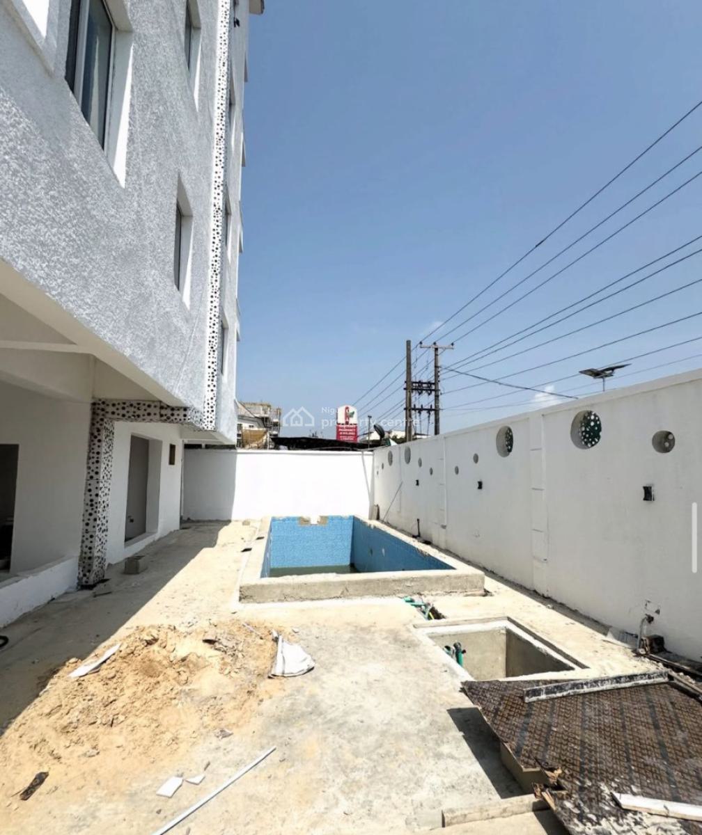 Luxury Well Built Serviced 2bedroom Apartment with Elevator,pool &gym, Lekki Phase 1, Lekki Phase 1, Lekki, Lagos, Flat / Apartment for Sale