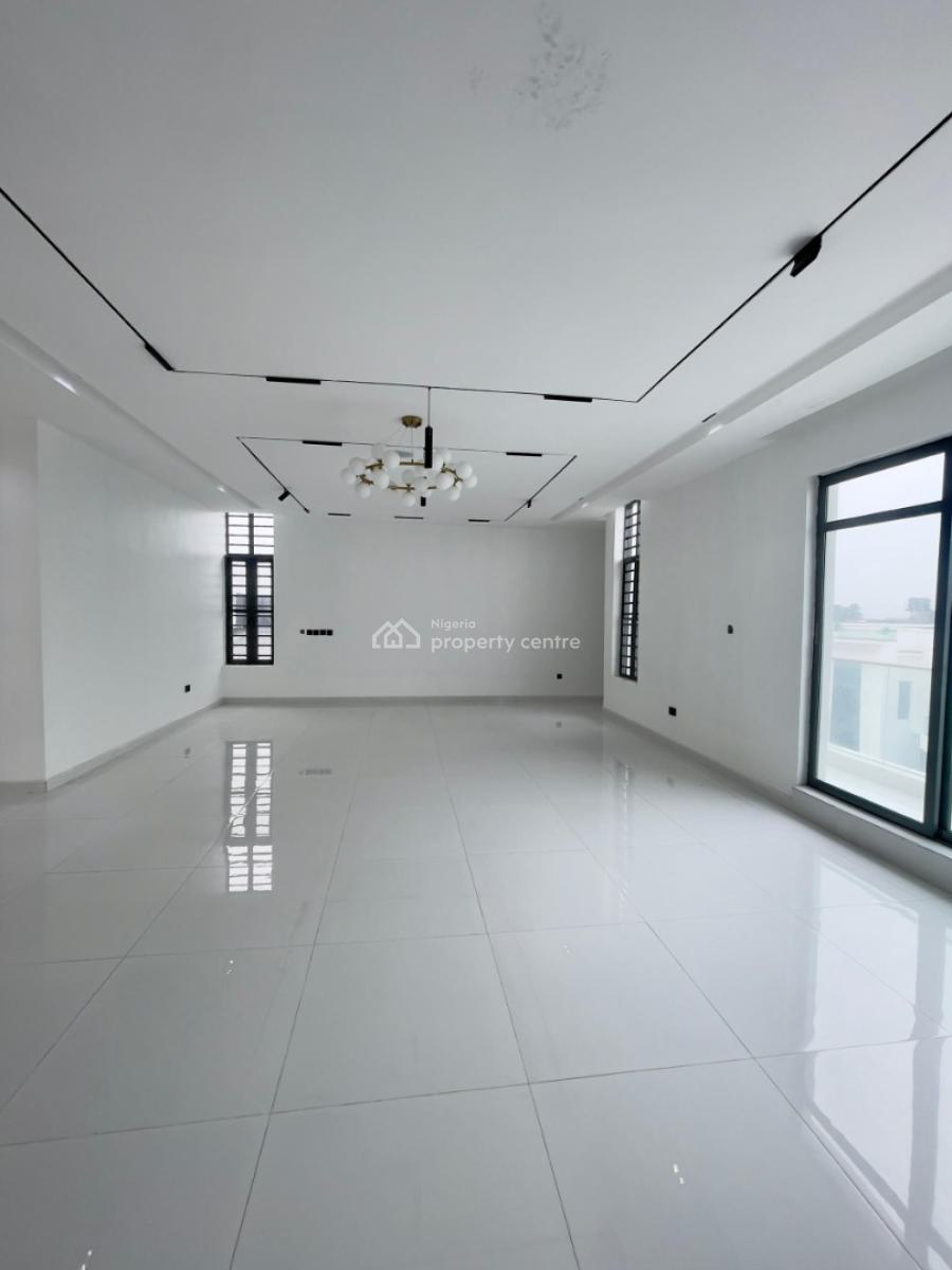 Decently Finished Luxury 2 Bed Apartment, Ologolo, Lekki, Lagos, Block of Flats for Sale