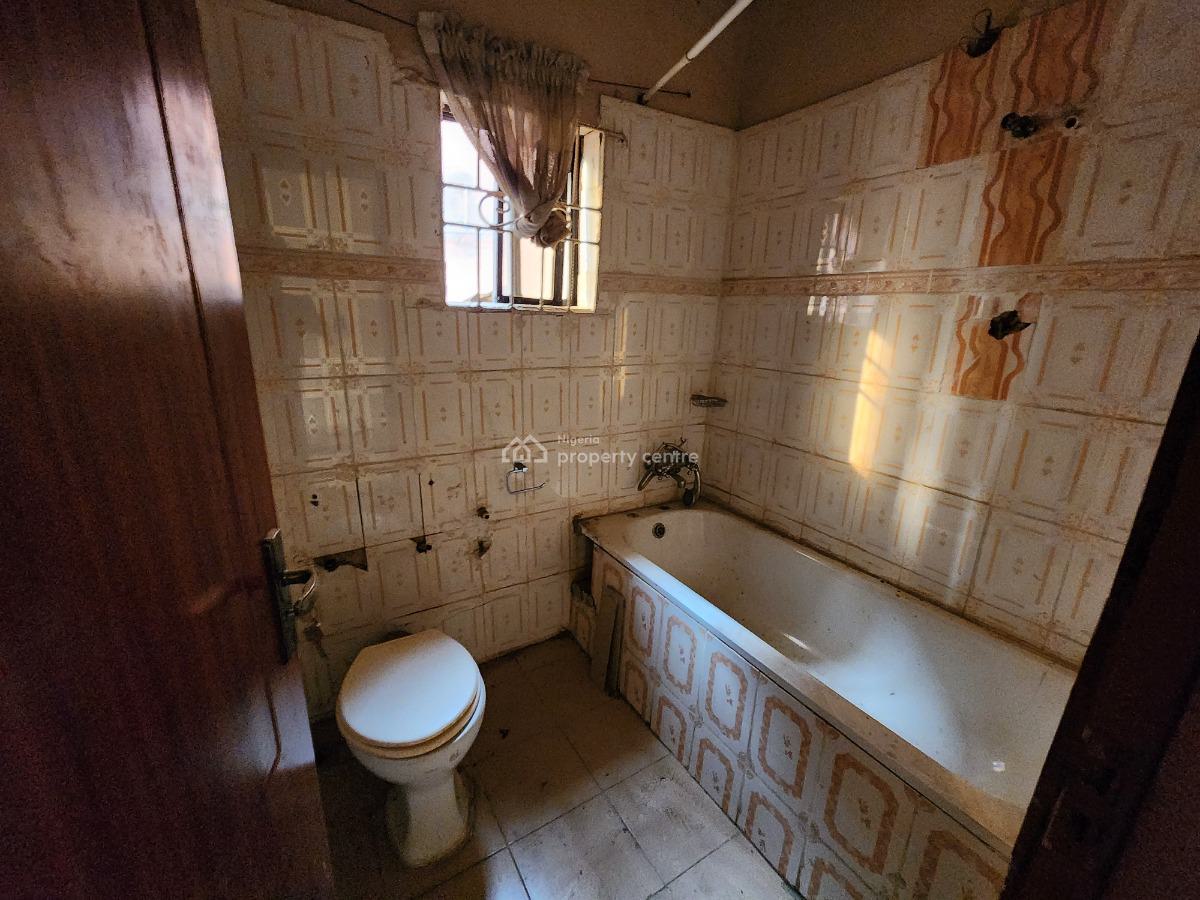 Strategically Located 3 Bedroom Apartment at Wuye, Abuja, Wuye, Abuja, Flat / Apartment for Sale