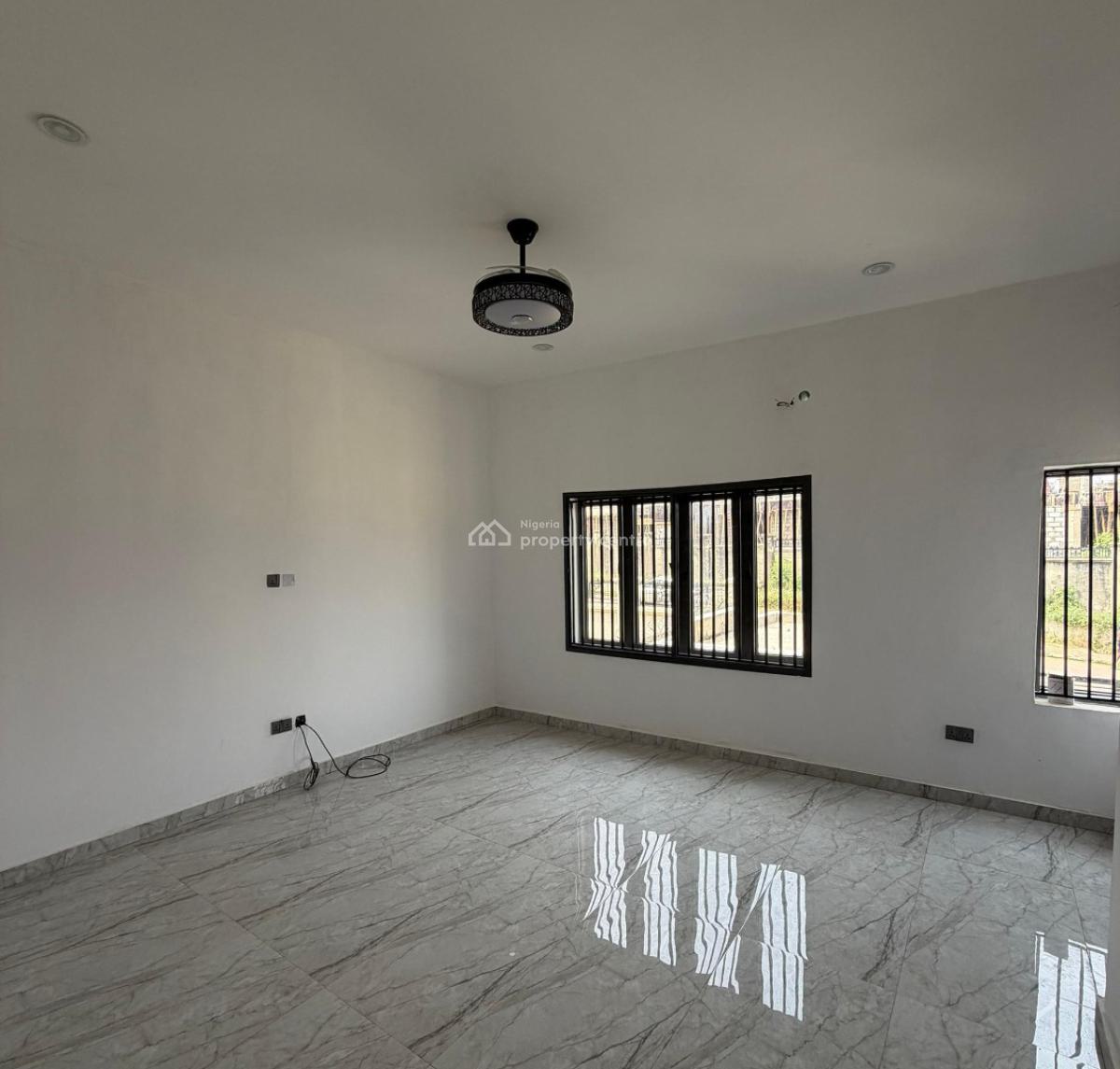 4 Bedroom Duplex, Kolapo Ishola Gra, Ibadan, Oyo, Semi-detached Duplex for Sale