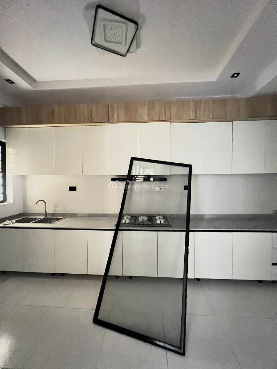 Spacious 2- Bedroom Apartment, Ologolo, Lekki, Lagos, Flat / Apartment for Sale