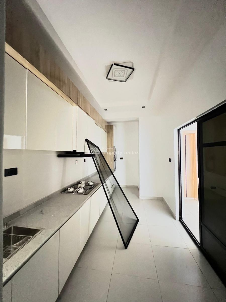 Spacious 2- Bedroom Apartment, Ologolo, Lekki, Lagos, Flat / Apartment for Sale