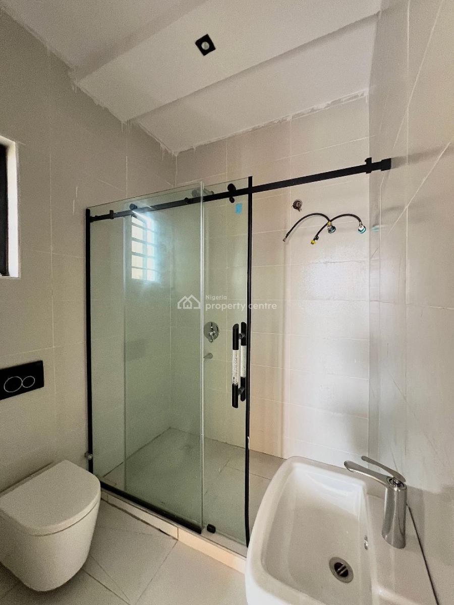 Spacious 2- Bedroom Apartment, Ologolo, Lekki, Lagos, Flat / Apartment for Sale