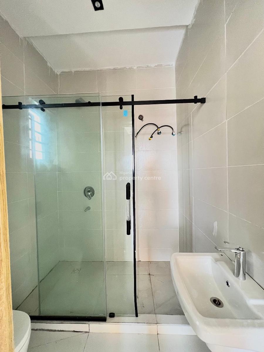 Spacious 2- Bedroom Apartment, Ologolo, Lekki, Lagos, Flat / Apartment for Sale