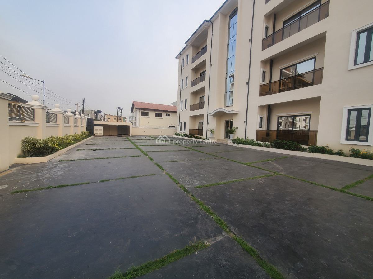 Well Maintained 3 Bedrooms Apartment with Swimming Pool and Gym, Elf, Lekki Phase 1, Lekki, Lagos, Flat / Apartment for Rent