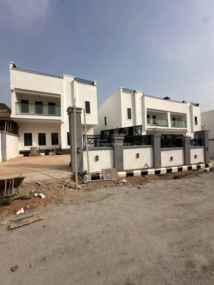4 Beds Gated Semidetached  Duplex & Bq with a Private Compound, Lugbe District, Abuja, House for Sale