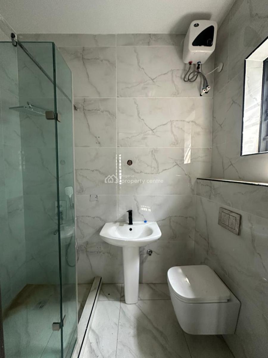 Luxury 2 Bedroom Apartment with Excellent Facility, Lekki Phase 1, Lekki, Lagos, Flat / Apartment for Rent