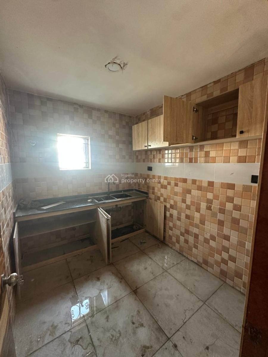Brand New Unit of 2 Bedroom Apartment, Ologolo, Lekki, Lagos, Flat / Apartment for Rent