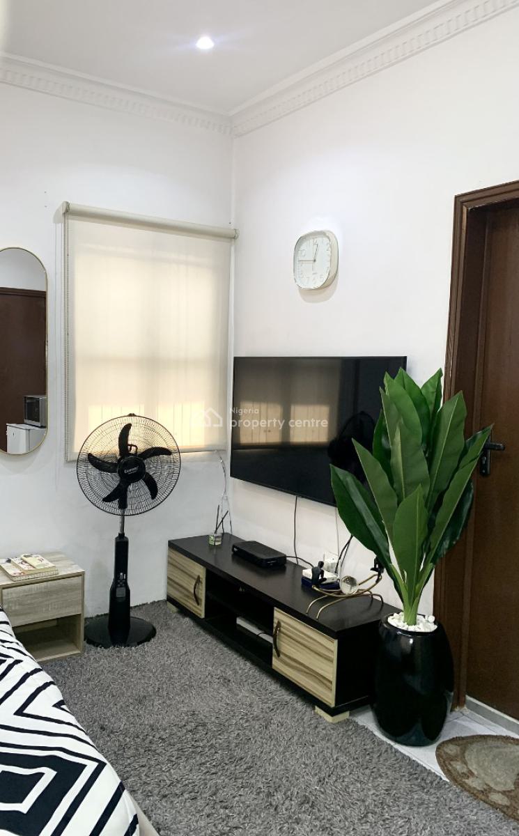 Stylish Ensuite 1 Bedroom Apartment, Adewale Kolawole Crescent, Marwa, Lekki Phase 1, Lekki, Lagos, Flat / Apartment Short Let