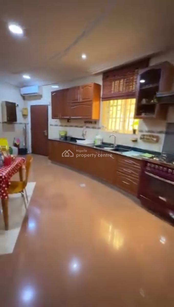 10-bedroom Mansion, Maitama District, Abuja, Detached Duplex for Sale