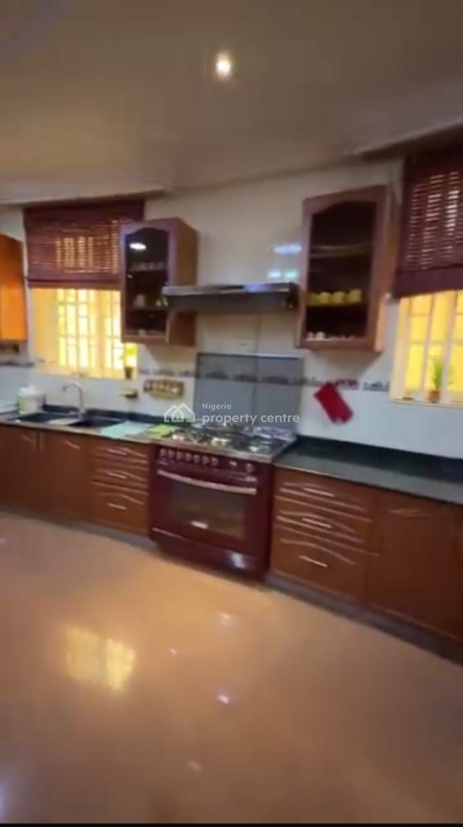 10-bedroom Mansion, Maitama District, Abuja, Detached Duplex for Sale