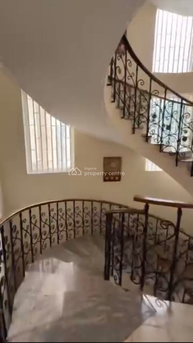 10-bedroom Mansion, Maitama District, Abuja, Detached Duplex for Sale
