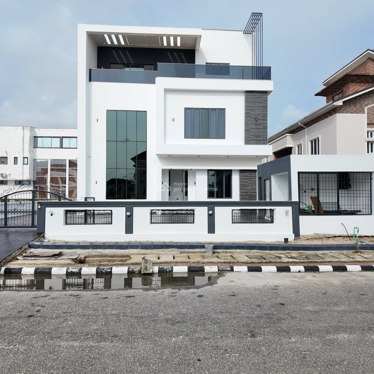 5 Bedroom Duplex with Cinema,2 Bq, Swimming Pool, Open Rooftop, Pinnock Beach Estate, Osapa, Lekki, Lagos, Detached Duplex for Sale
