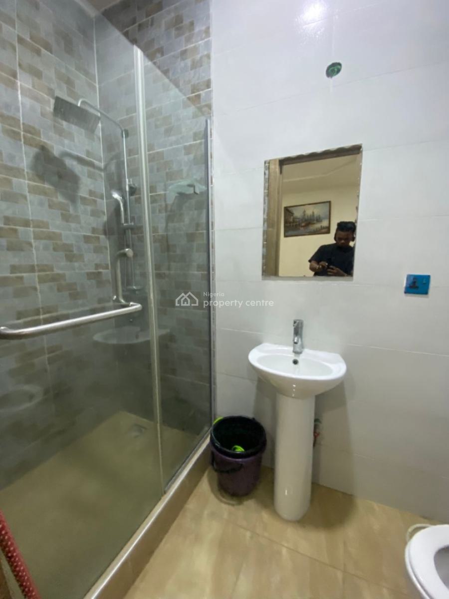 Fully Serviced Mini Flat with Pool, Gym and 24/7 Electricity, Lekki, Lagos, Mini Flat (room and Parlour) for Rent