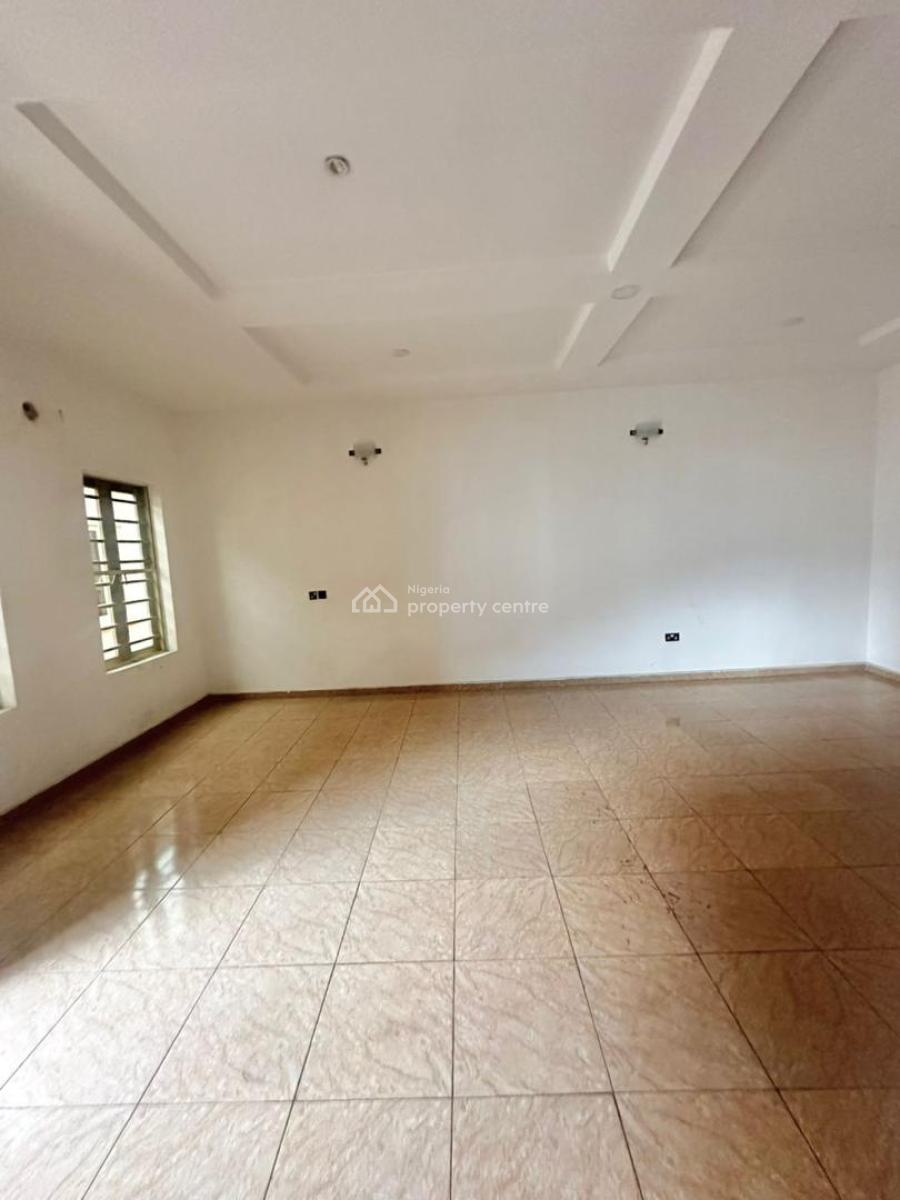 Massive Master Bedroom, Obamusa Estate, Agungi, Lekki, Lagos, Flat / Apartment for Rent
