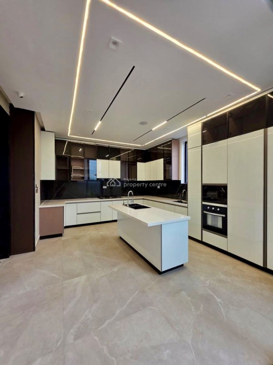 Top-tier 5-bedroom Detached Property with Bq & Excellent Layout, Lekki Phase 1, Lekki, Lagos, House for Sale