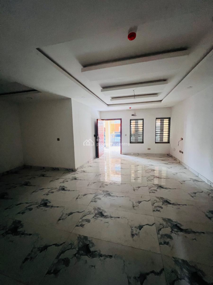 Luxury 2 Bedroom Apartment with Bq, Lekki Phase 1, Lekki, Lagos, Flat / Apartment for Sale