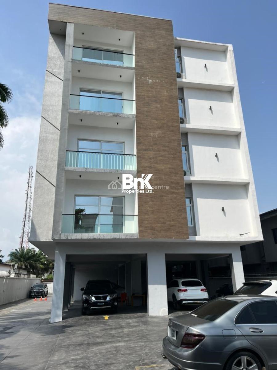 Classic 3 Bedroom Apartment with Elevator (4th Floor), Victoria Island (vi), Lagos, Flat / Apartment for Sale