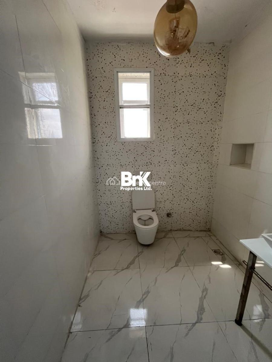 Classic 3 Bedroom Apartment with Elevator (4th Floor), Victoria Island (vi), Lagos, Flat / Apartment for Sale