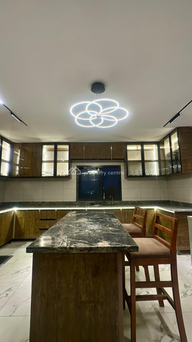 Luxury 3 Bedroom Paint House with a Cinema, Water Corporation Drive, Oniru, Victoria Island (vi), Lagos, Flat / Apartment Short Let