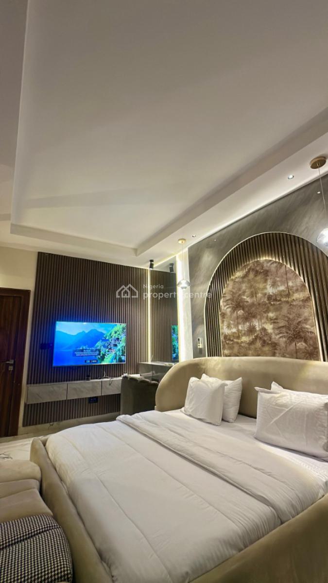 Luxury 3 Bedroom Paint House with a Cinema, Water Corporation Drive, Oniru, Victoria Island (vi), Lagos, Flat / Apartment Short Let