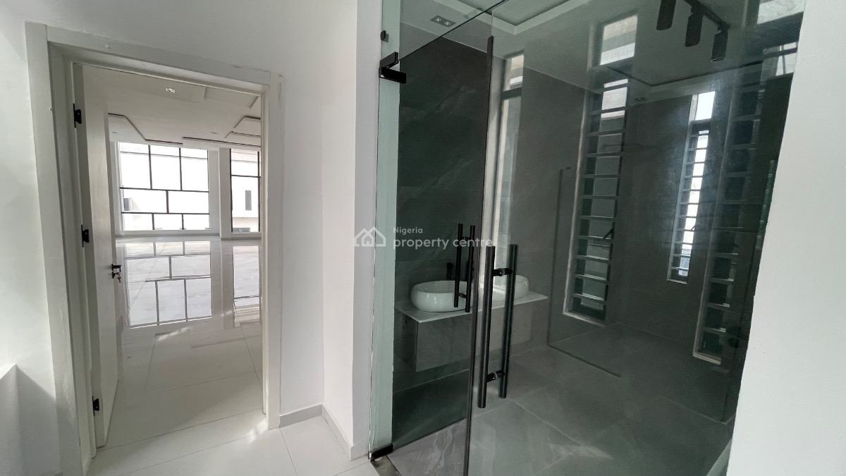 Luxury and Spacious 5 Bedroom Fully Detached Duplex with a Bq and Pool, Chevron, Lekki, Lagos, Detached Duplex for Sale