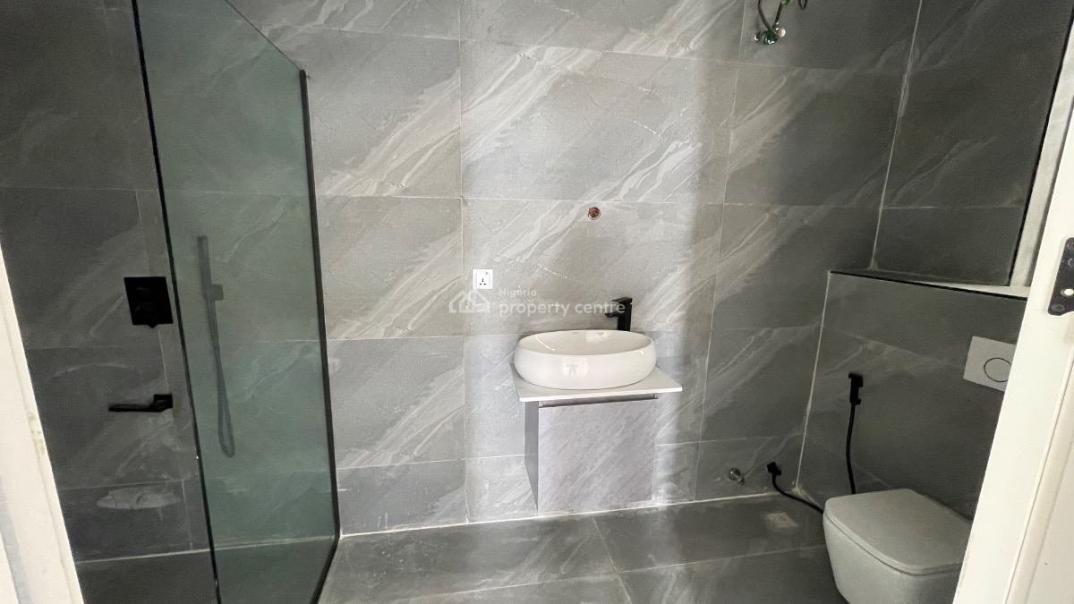 Luxury and Spacious 5 Bedroom Fully Detached Duplex with a Bq and Pool, Chevron, Lekki, Lagos, Detached Duplex for Sale