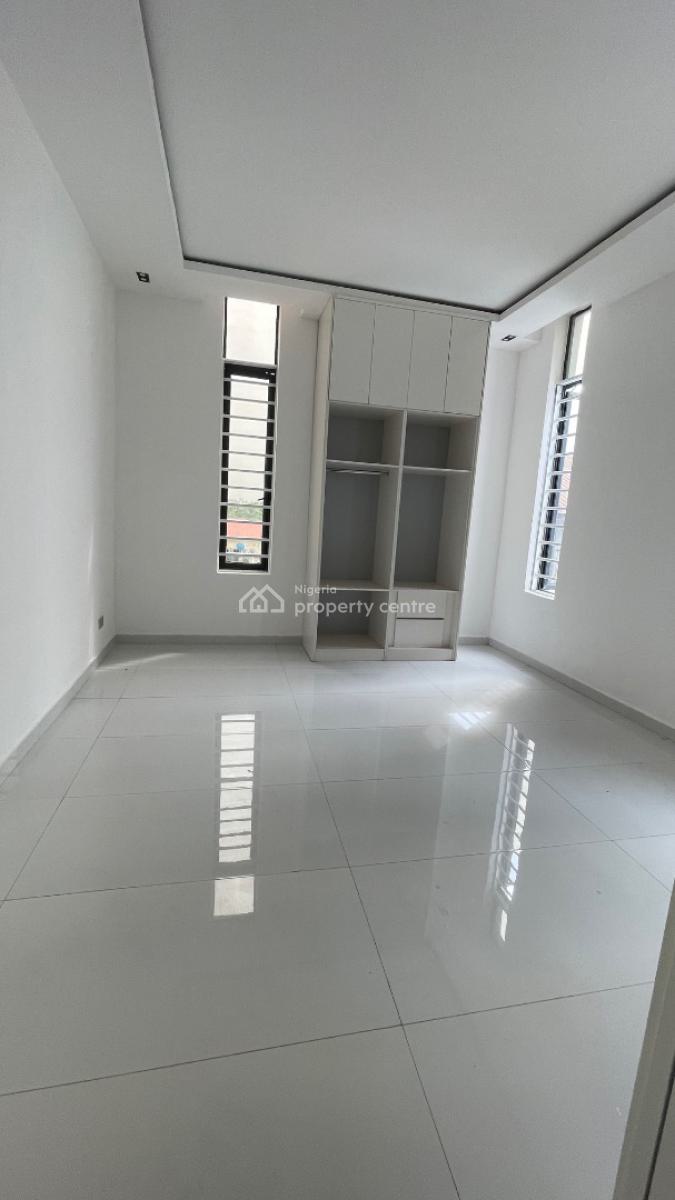 Luxury and Spacious 5 Bedroom Fully Detached Duplex with a Bq and Pool, Chevron, Lekki, Lagos, Detached Duplex for Sale