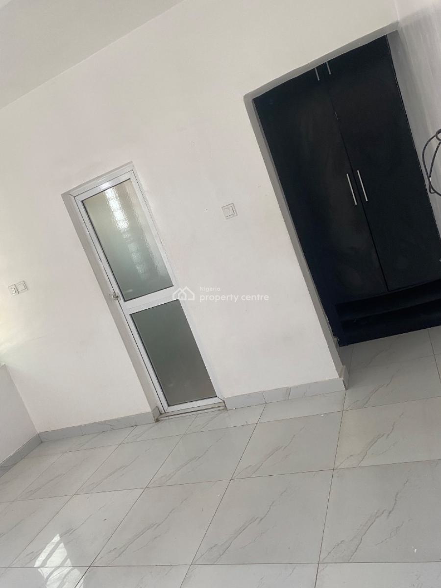 2 Bedroom Apartment, Ologolo, Lekki, Lagos, Flat / Apartment for Rent