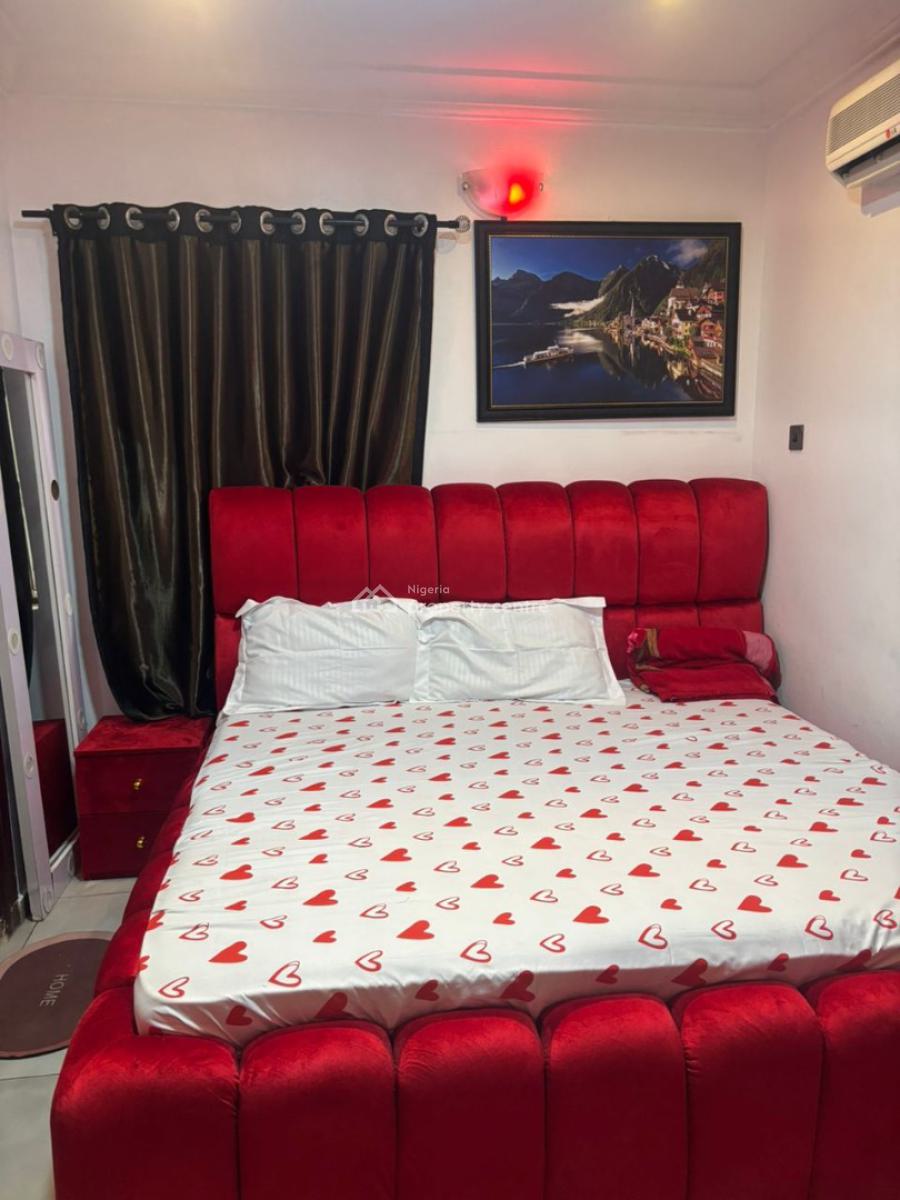 Fully Furnished 4 Bedroom Apartment in a Spacious Compound, Lekki Conservative, Lekki, Lagos, Flat / Apartment Short Let