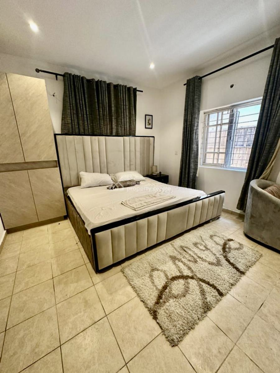 Beautifully Furnished 1 Bedroom Apartment, Lekki Phase 1, Lekki, Lagos, Flat / Apartment for Rent
