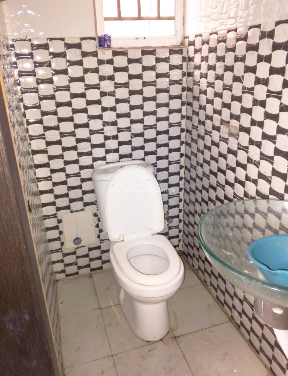 Nice and Standard Mini Flat, Serene and Secure Bera Estate Chevron Lekki, Lekki Expressway, Lekki, Lagos, Mini Flat (room and Parlour) for Rent