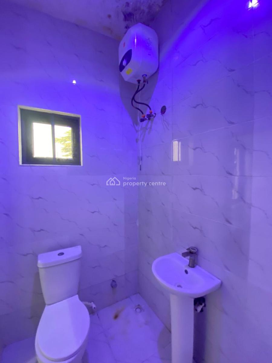 2 Bedroom, Lekki, Lagos, Flat / Apartment for Sale