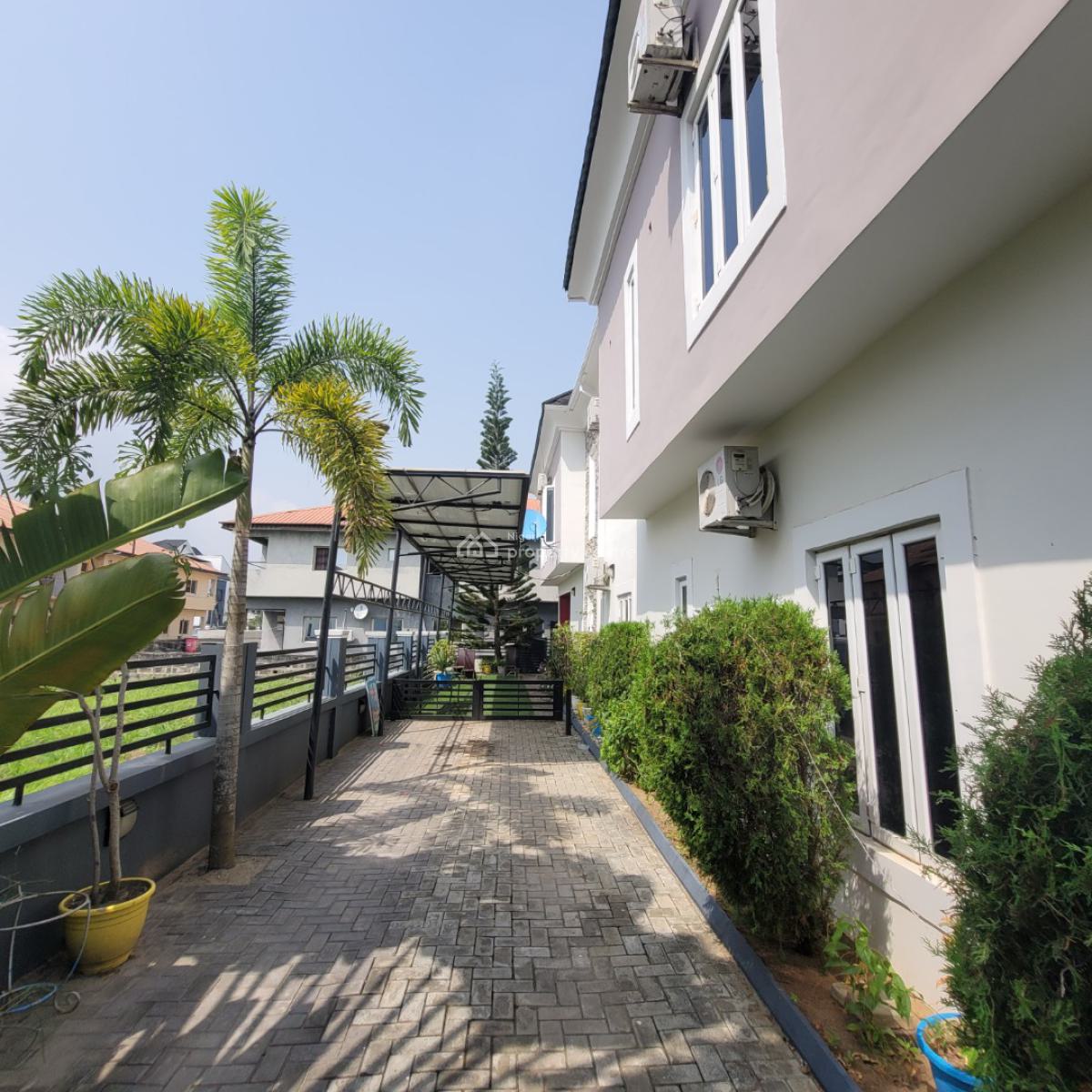 6 Bedroom Partially Furnished Fully Detached Duplex, Behind Shoprite Novare Mall/ Pearl Garden Estate, Sangotedo, Ajah, Lagos, Detached Duplex for Sale